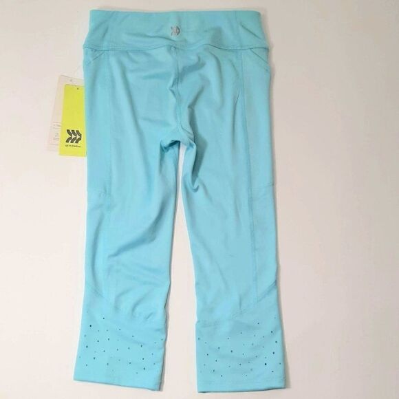 Girls' Laser Cut Capri Leggings with Pockets - All in Moion M 7/8 - Picture 3 of 7